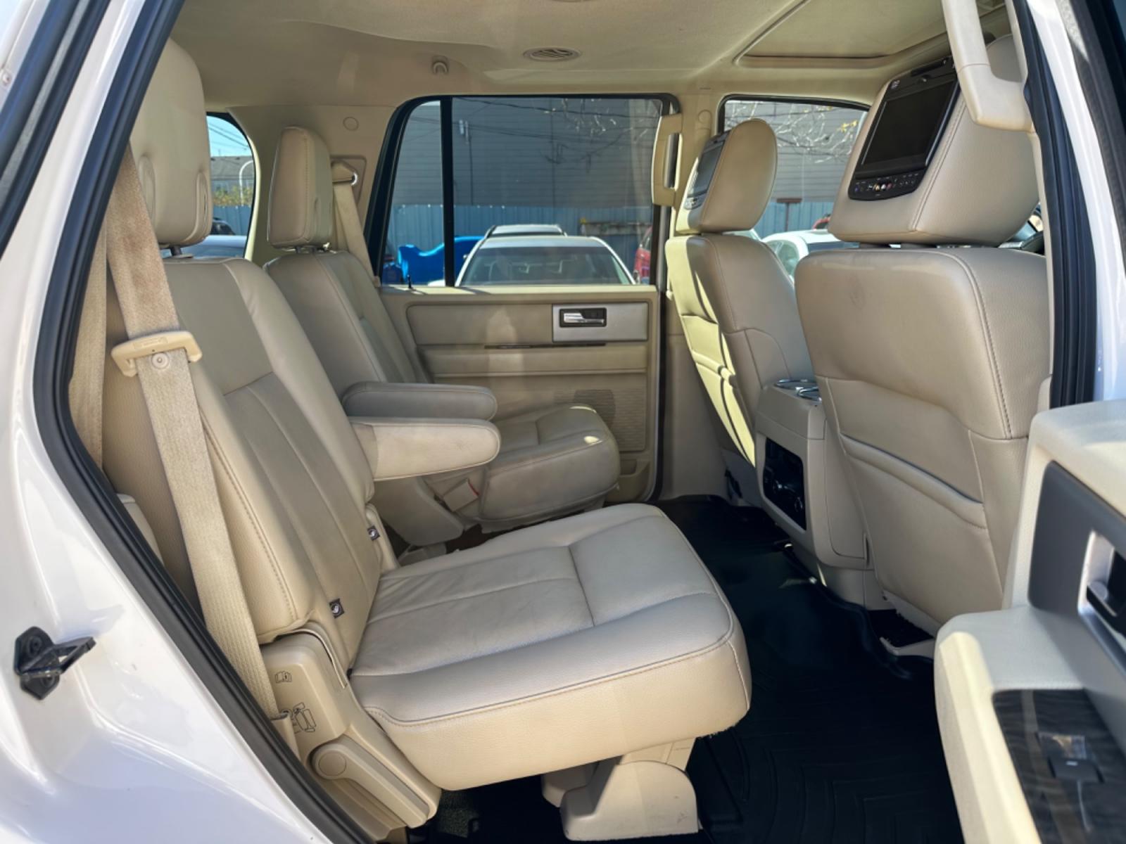 2015 White /Beige Ford Expedition Limited (1FMJU1KT5FE) with an 3.5L V6 DOHC 24V FFV engine, 6-Speed Automatic transmission, located at 1501 West 15th St., Houston, 77008, (713) 869-2925, 29.797941, -95.411789 - Photo #5